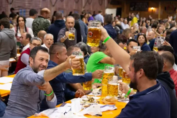 oktoberfest19_26_10-3-pu3a7bt3ol5ozjqooi4i9vkzy6ymlq5p1sy37gqoi0