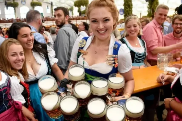 tendone-hofbrau-oktoberfest.jpg-pu3aaeq231dj1j9kou2hg3le1nrxu0e0t1xdu4683s